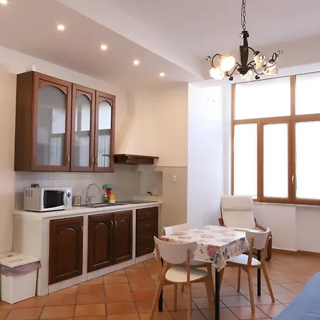 Francesco Apartman *